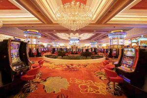 Lối ra vào sòng casino khá rộng rãi và gọn gàng